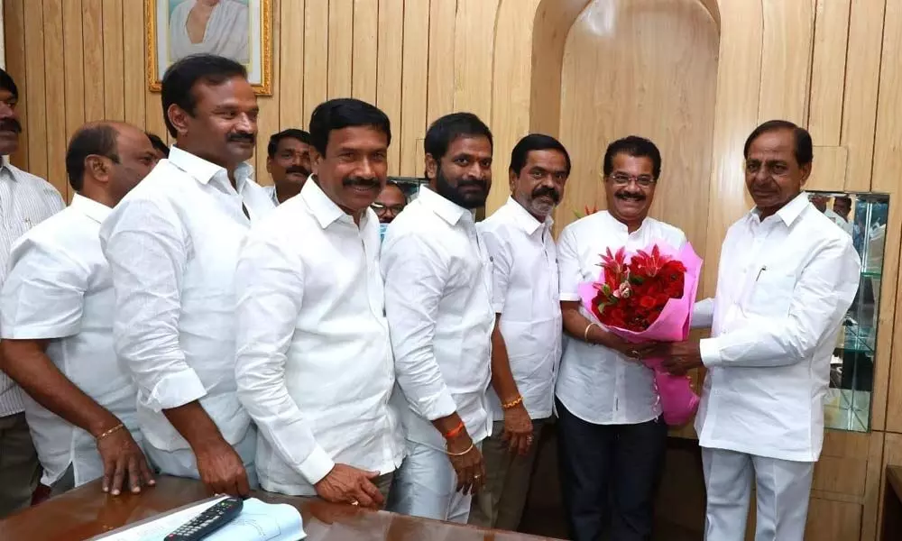 MLAs thank CM KCR for new government medical college
