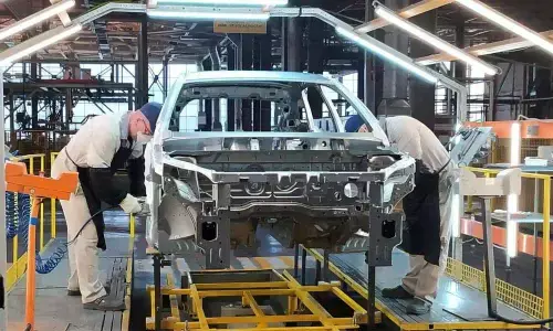 Amidst Russia & Ukraine war, Chips meant for Russian Auto companies to be diverted to Indian units of South Korean & European Auto makers