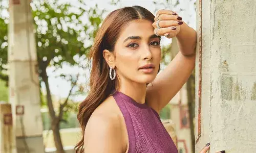Pooja Hegde Biography : Age, Movielist, Family, Wiki