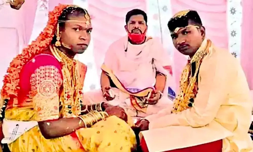 Telangana: Man marries to transgender in Yellandu