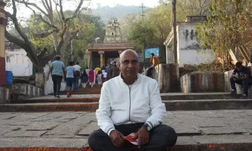 Ex-mayor holds lonely protest against proposed ropeway to Chamundi Hill