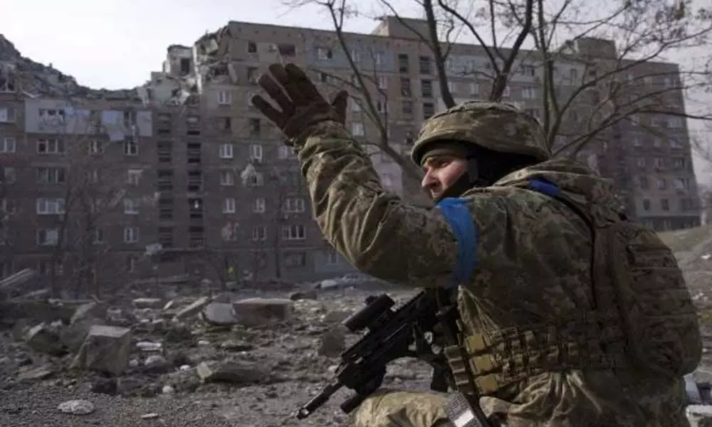 Ukraine, Russia resume talks as fighting intensifies