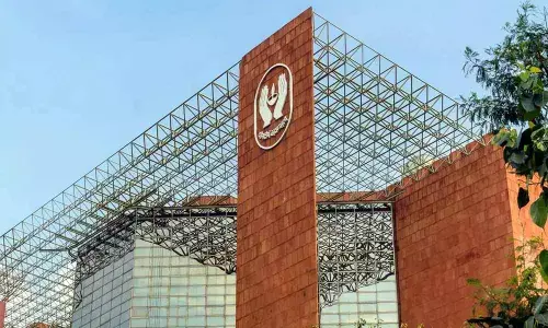 LIC IPO may hit the market in mid-May 2022 amid volatile market situation