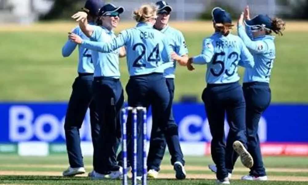 Womens World Cup: Dean, Knight lead England to 4-wicket win over India