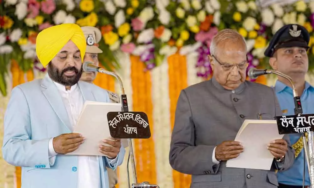 AAPs Mann takes oath as Punjab CM