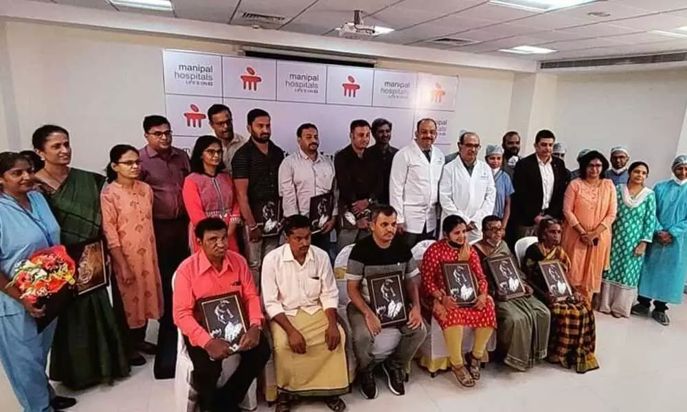 Manipal Hospital felicitates 27 Covid-19 warriors for winning Mucormycosis war