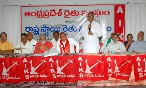All India Kisan Sabha national president Ravula Venkaiah addressing the Rythu Sammelan at CPI office in Tirupati on Wednesday