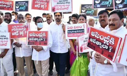 Chaos continues in Council on Day-3