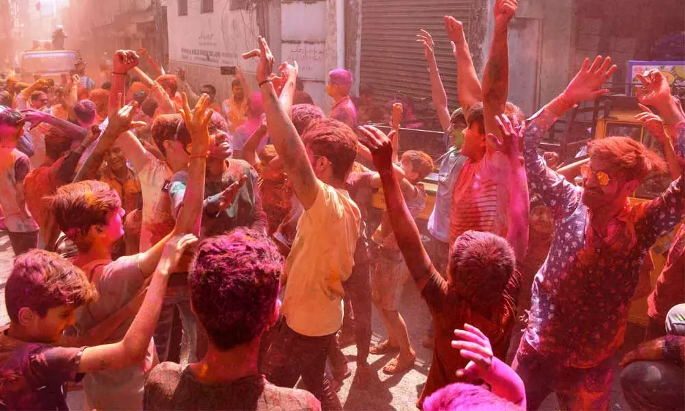 Begum Bazar soaks in colours of joy