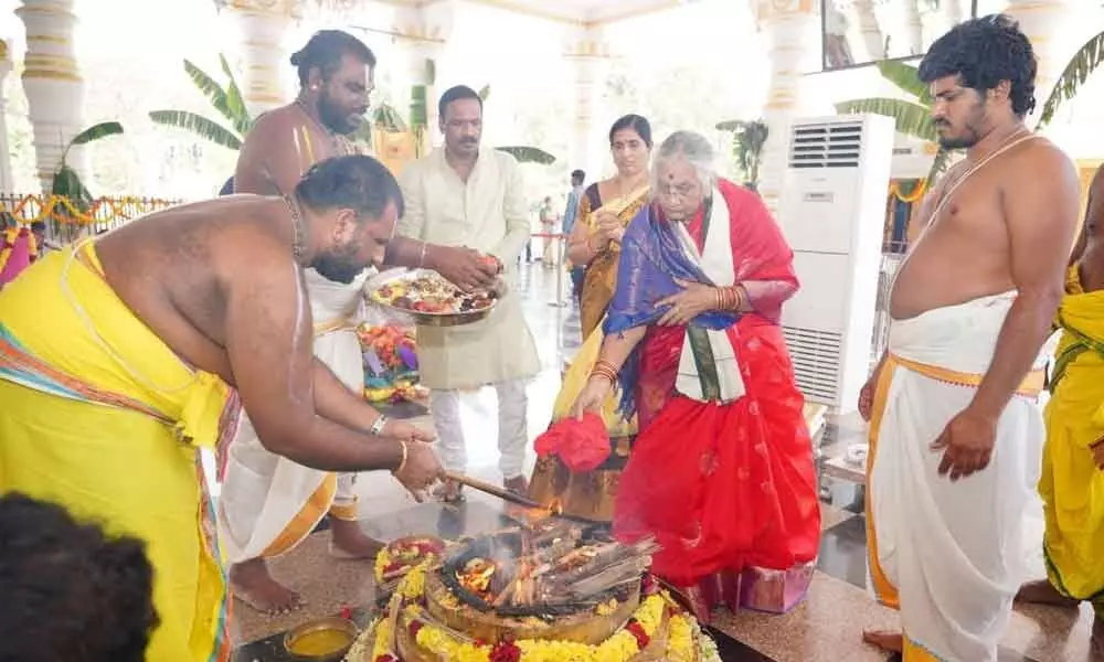 Pushpa Yagam being conducted at Sri Bhusameta Sri Venkateswara Swamy temple at Dokkiparru in Gudlavalleru mandal on Thursday