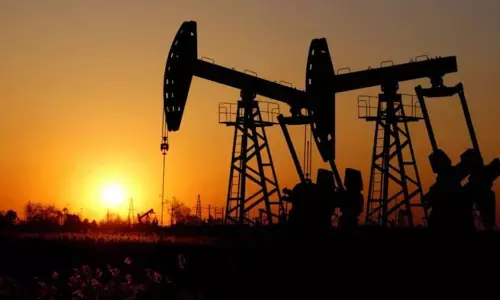 Crude oil deal with Russia should not be politicised