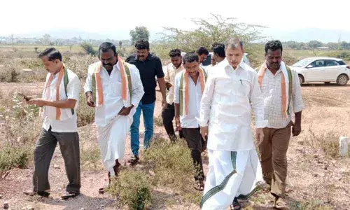 Housing programme going on at a snails pace: APCC chief  Narreddy Thulasi Reddy