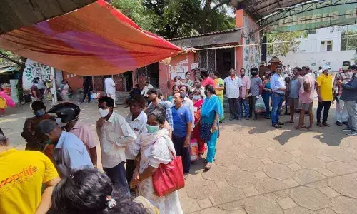 Visakhapatnam: Edible oils sold at Rythu Bazaars