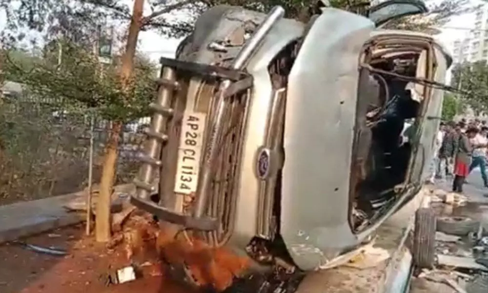 Hyderabad: 3 killed in road accident in Gachibowli