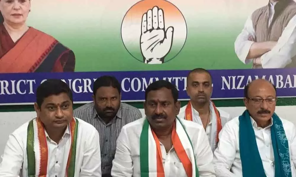 District Congress Committee chairperson Manala Mohan Reddy addressing the media in Nizamabad on Saturday