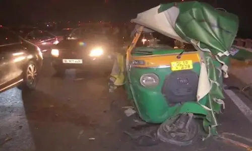 13-year-old boy killed, 4 hurt after car hits autorickshaw in southeast Delhi