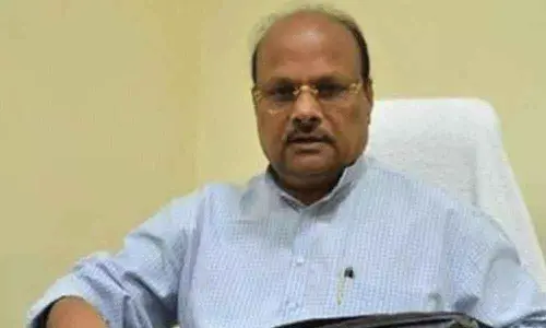 TDP Party politburo member Yanamala Ramakrishnudu