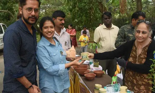 NGOs distribute earthen pots to mark World Sparrow Day