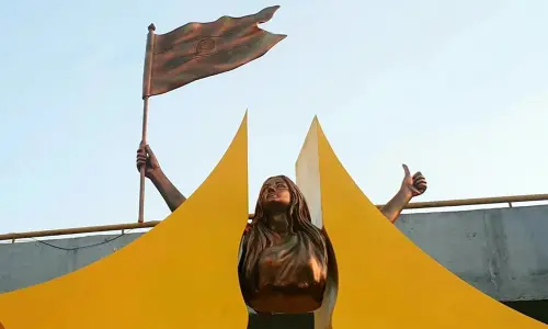 Statue of Empowerment & Glory to be installed at Mindspace today