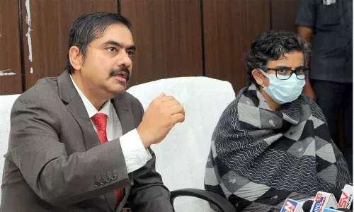 Traders warned of stern action for hoarding edible oil stocks