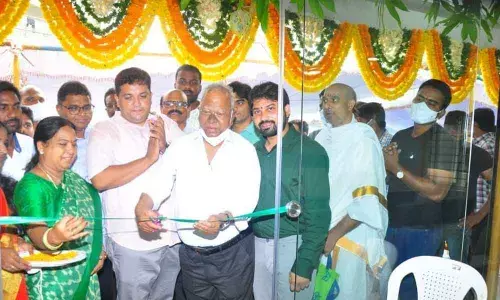 Former MLC and senior CPI leader Puvvada Nageswara Rao inaugurating ARKA Multi Speciality Hospital in Khammam on Monday.