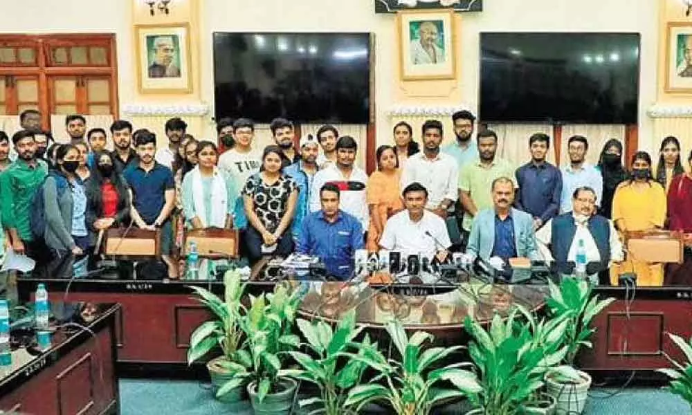 Medical Students From Ukraine Would Be Accommodated At Karnataka Colleges