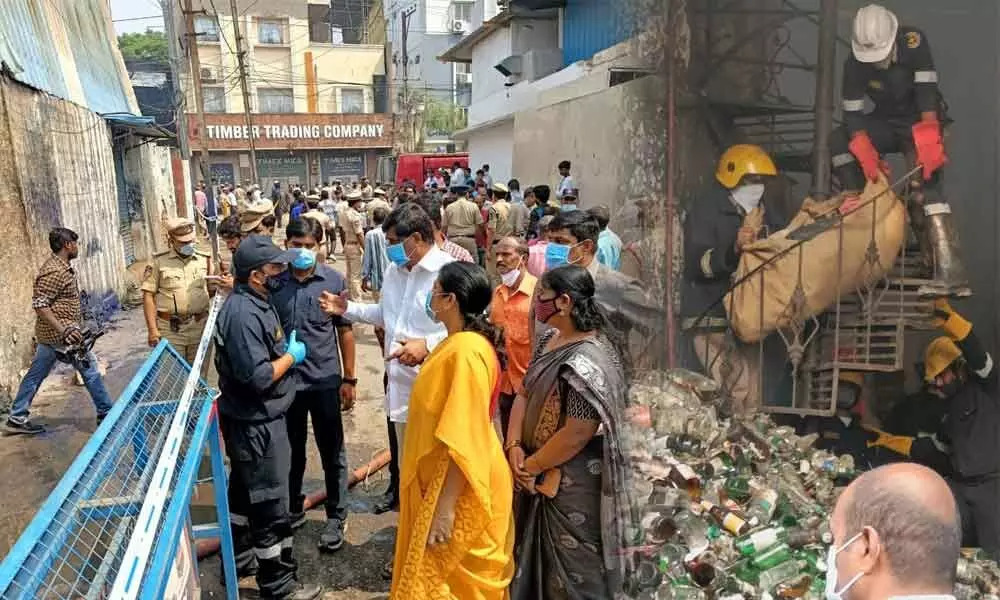 Hyderabad: Babus begin razing of godown after big blaze