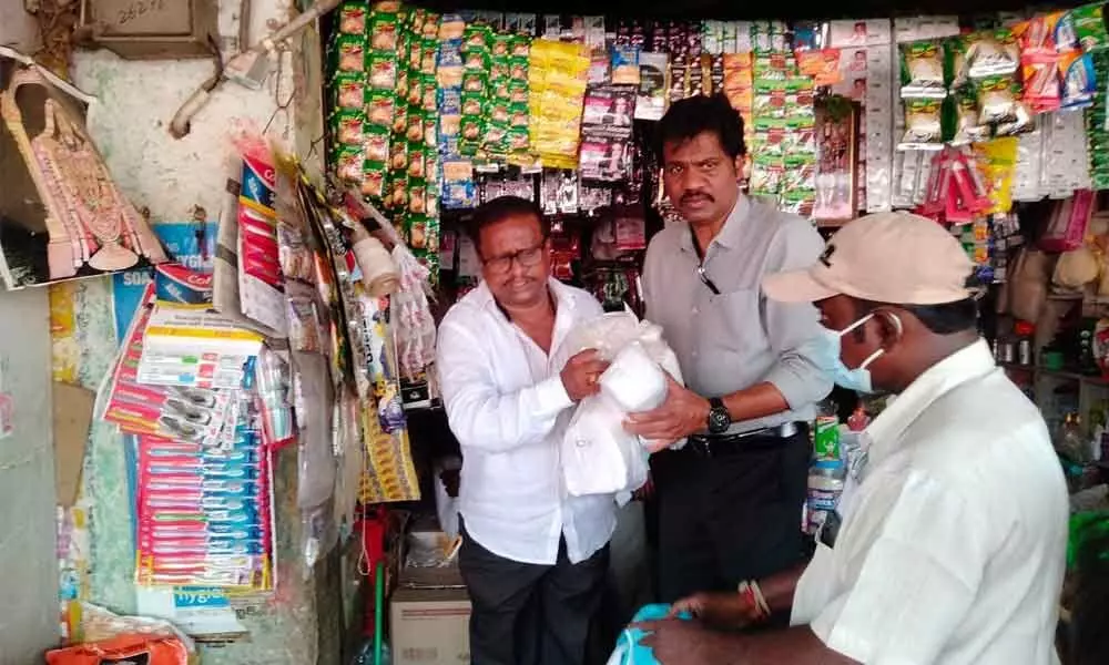 MCT Health Officer Dr E R Hari Krishna along with his staff conducting raids on shops to prevent selling and using of banned plastic covers, in Tirupati on Thursday.