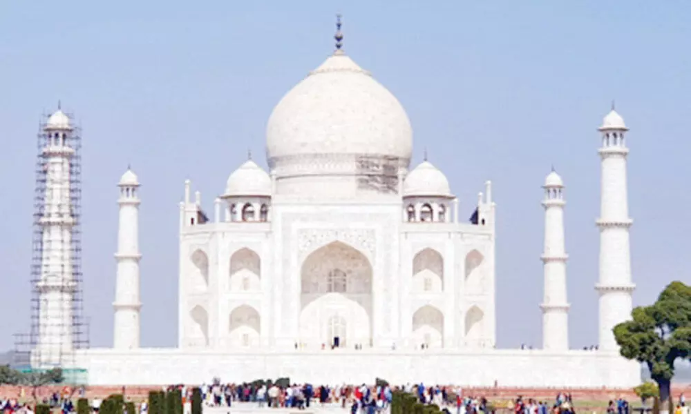 Has Taj Mahotsav promoted tourism in Agra?