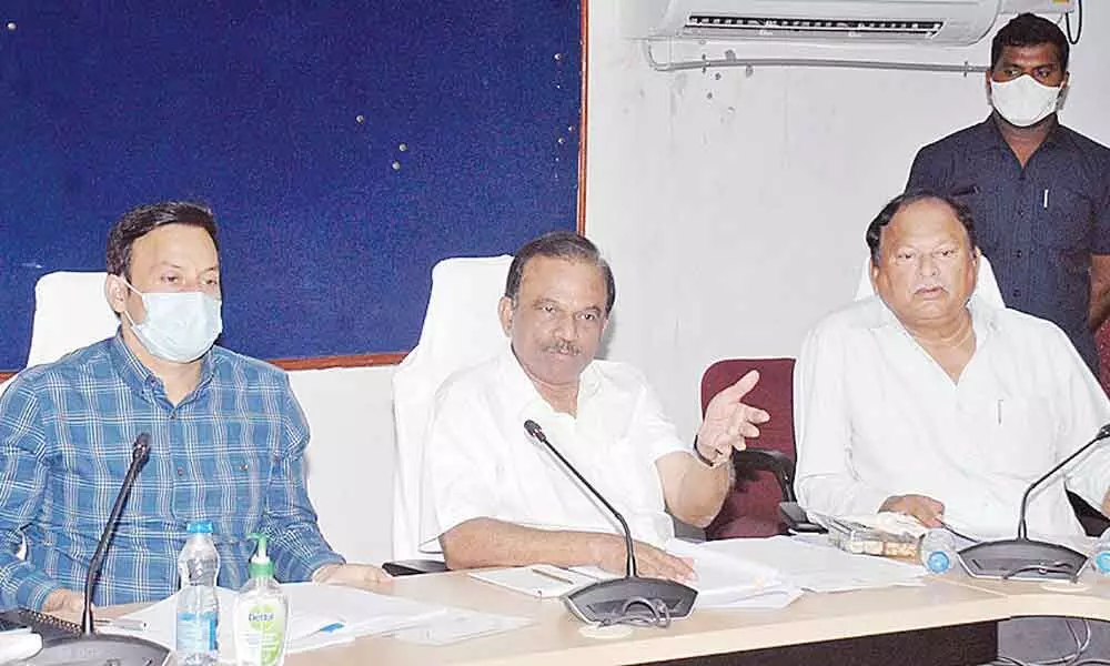 Ongole MP Magunta Srinivasulu Reddy speaking at the district committee meeting on Road Safety at the Collectorate in Ongole on Saturday