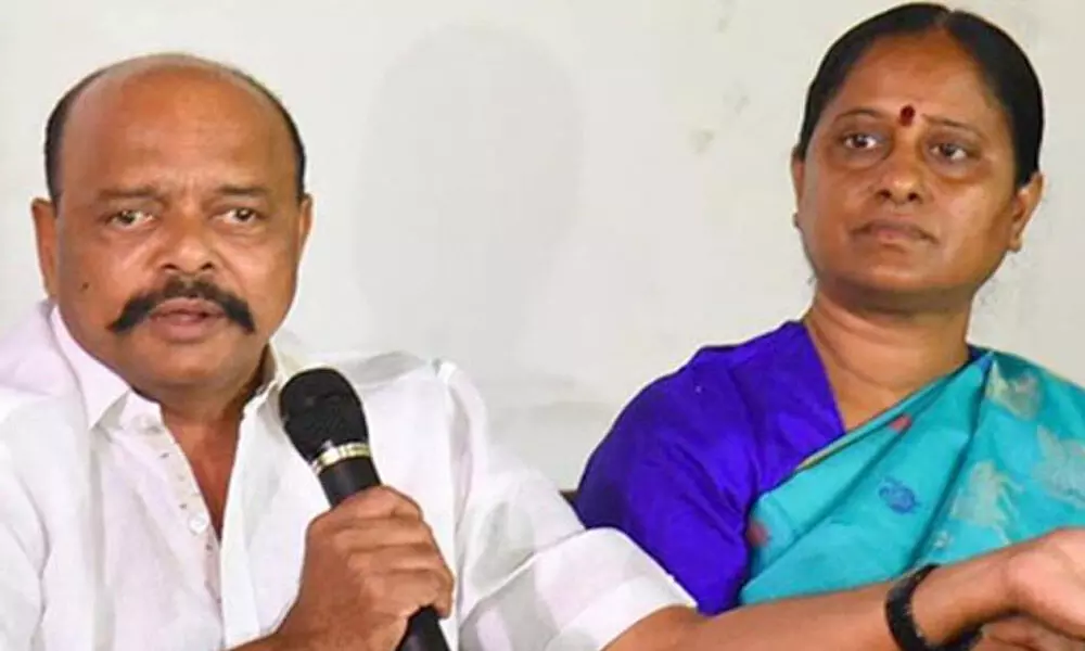 Will continue to stay with Congress, Konda couple clarifies