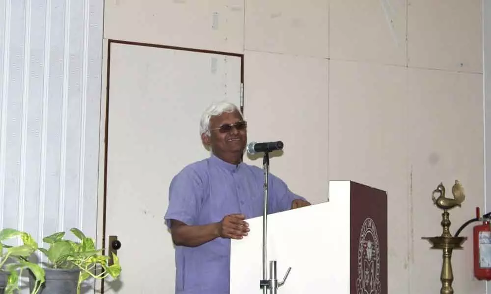 Dr Khadar Vali
