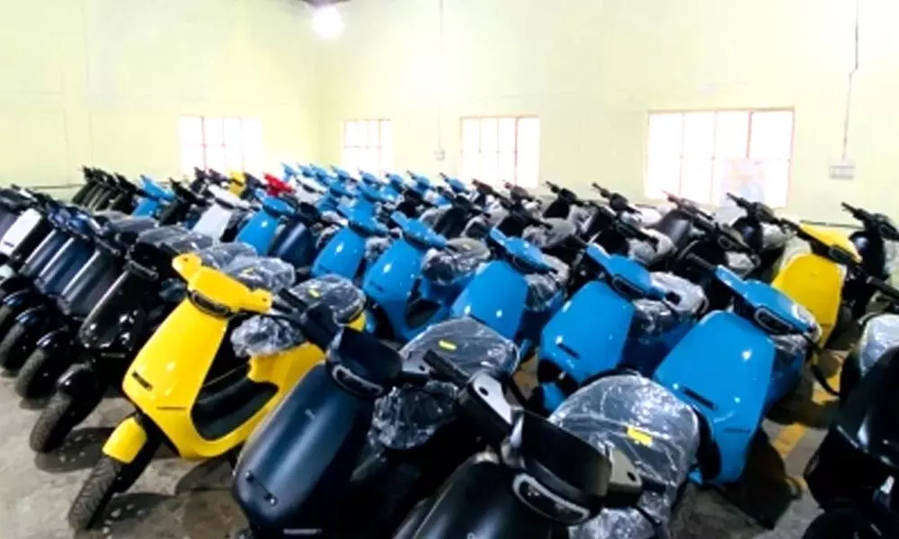 Heat on e-scooter makers after deadly fires, govt steps in