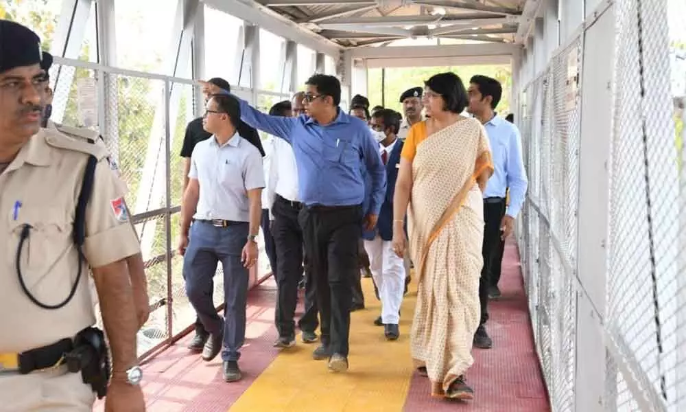 ECoR GM inspects Nayagarh-Jakhapura rail section