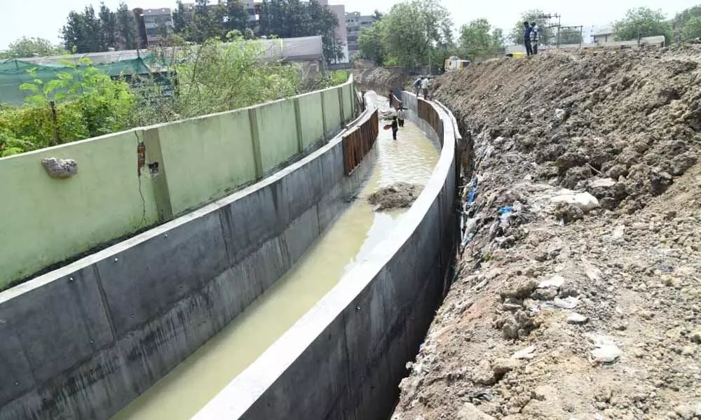 GHMC begins works on Fox Sagar nala to tackle flooding
