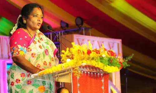 Protocol goes for a toss at Rashtriya Sanskriti Mahotsav