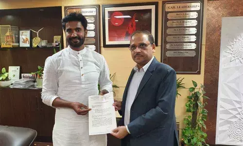 MP Margani Bharat Ram submitting a memorandum to GAIL CMD Manoj Jain in New Delhi  on Tuesday