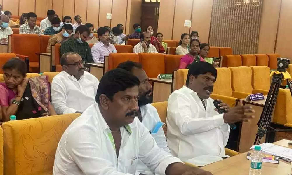 Narsampet MLA Peddi Sudarshan Reddy speaking at the Zilla Parishad general body meeting in Warangal on Wednesday