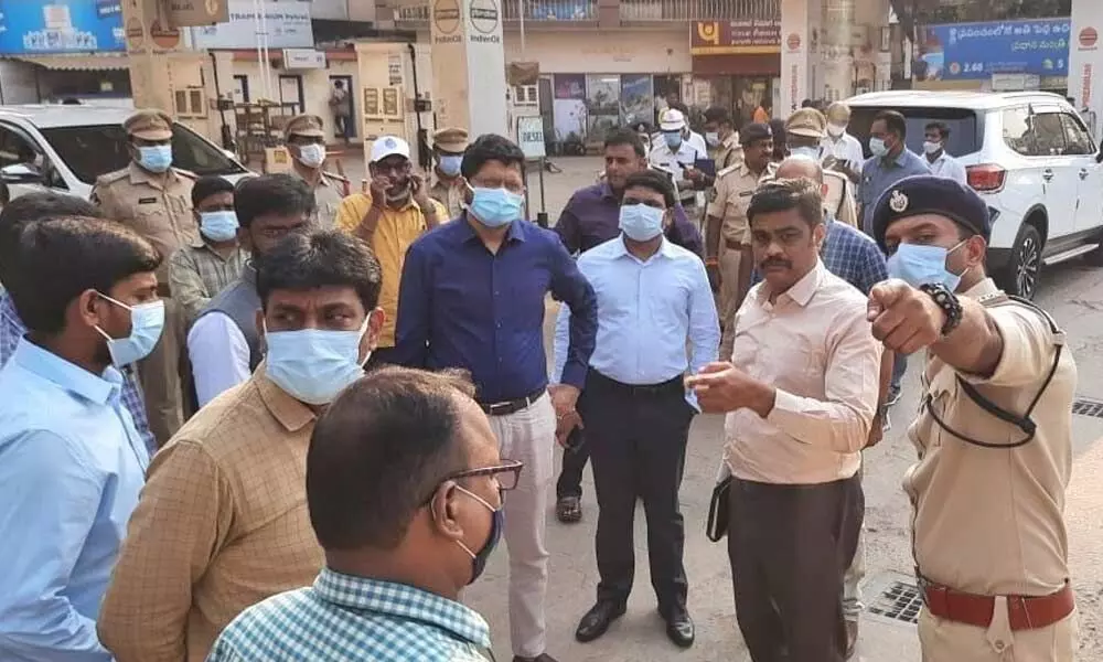 Commissioner of Medical and Health and Family Welfare Katamneni Bhaskar along with District Collector J Nivas inspecting arrangements for the inauguration of Talli Bidda Express vehicles, near Benz Circle in Vijayawada on Wednesday