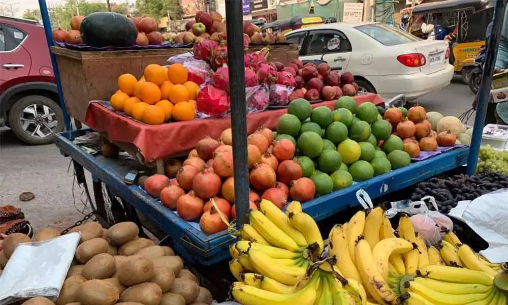 Hyderabad: Shifting of fruit market dampens Ramzan spirit
