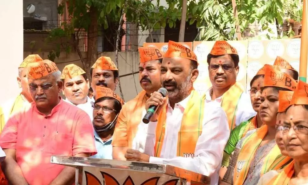 BJP Foundation Day: Bandi Sanjay Kumar vows to end TRS rule, unfurl saffron flag at Golkonda