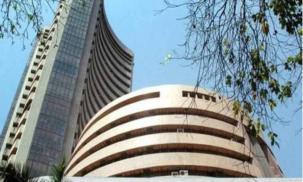 Sensex, Nifty crash as global markets lose nerve