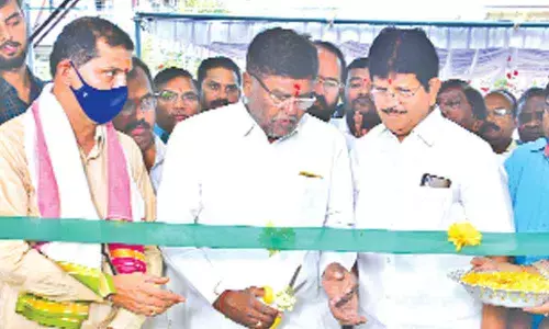 Ramraj Cotton opens showroom in Mancherial