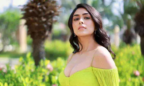 Mrunal Thakur
