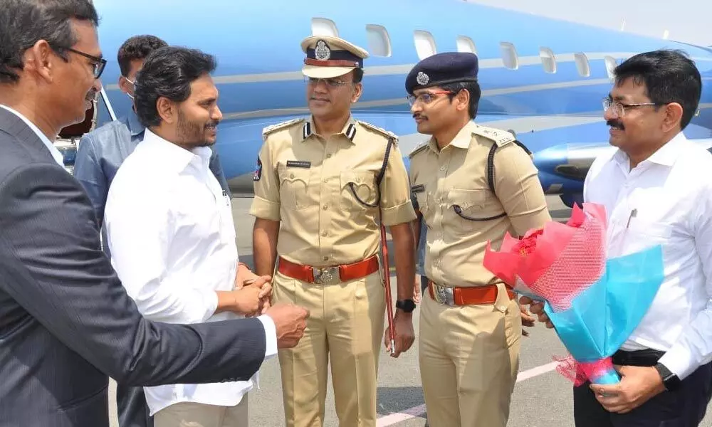 CM Jagan Mohan Reddy arrives at Orvakal airport