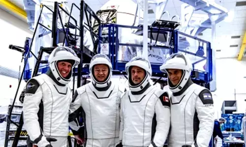 Axioms first private mission to space to launch on Friday