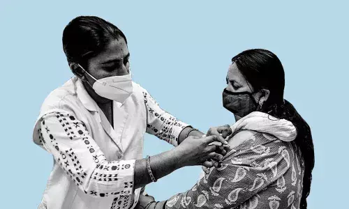 Covid precaution dose for all adults at private vaccination centres