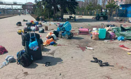 39 killed in rocket attack in Ukraine