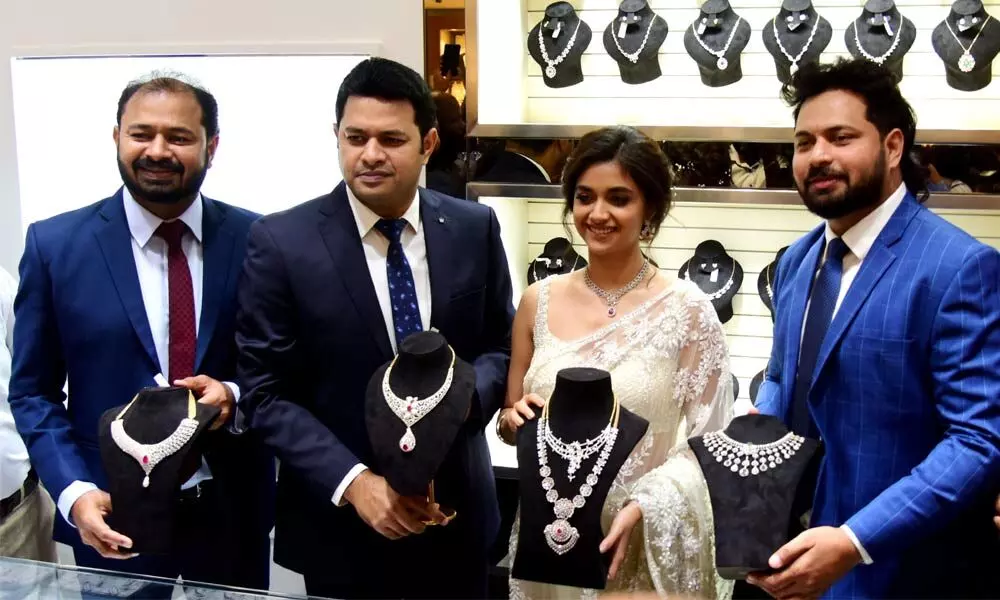 Jos Alukkas launches two stores in Hyderabad
