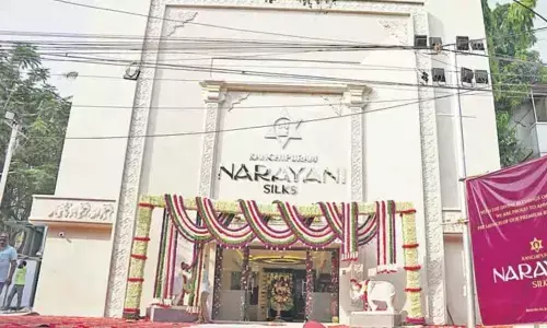 Kanchipuram narayani silks - the pride of jubilee hills